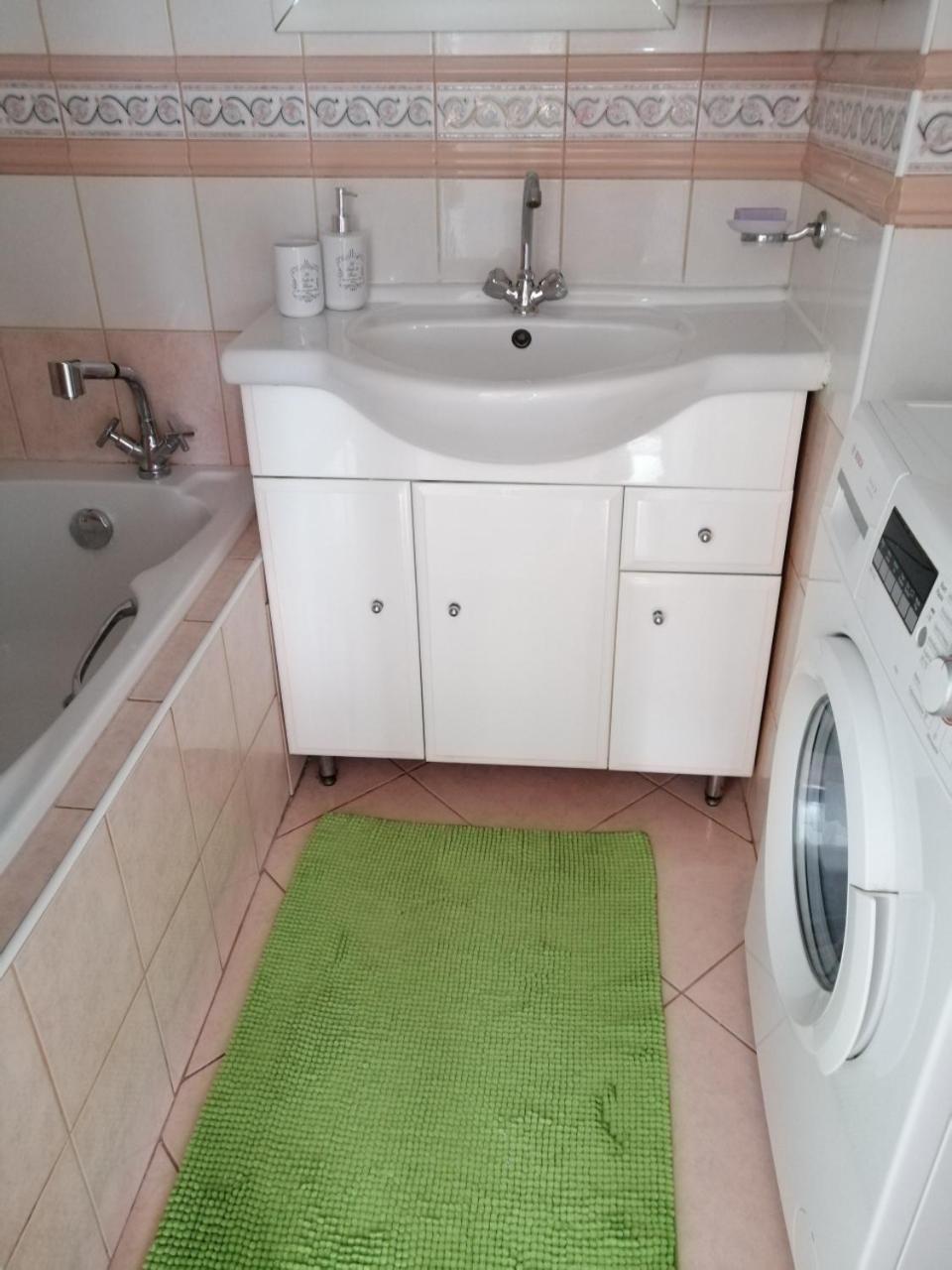 Wygodny I Funkcjonalny Apartment Гдиня Екстериор снимка